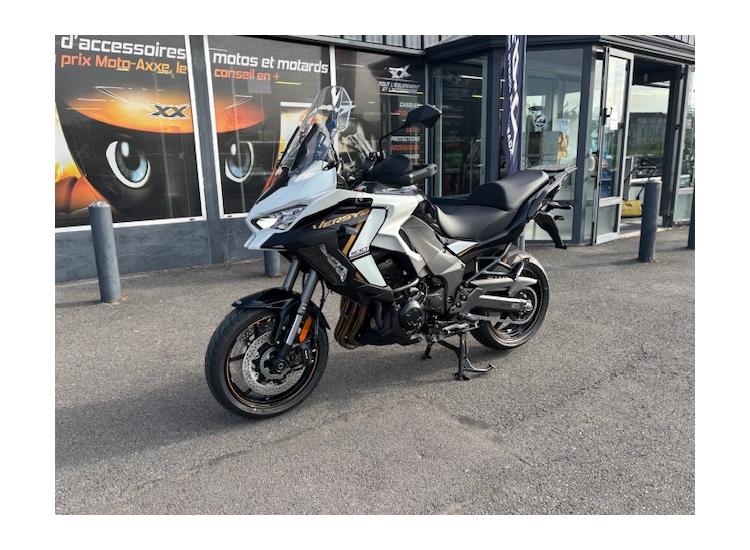 KAWASAKI VERSYS 1100 SE Grand Tourer