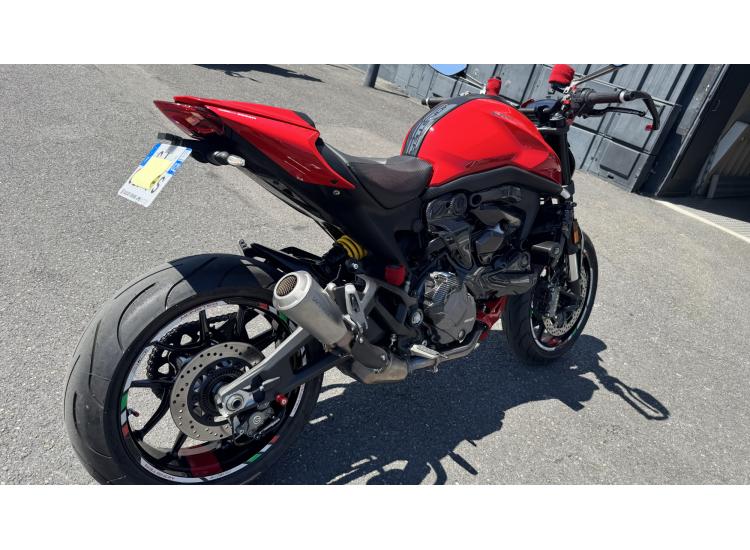 DUCATI MONSTER 937