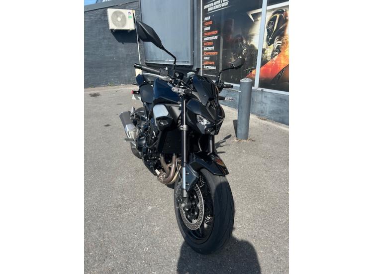 KAWASAKI Z 900