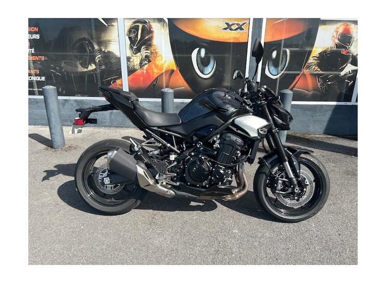 KAWASAKI Z 900