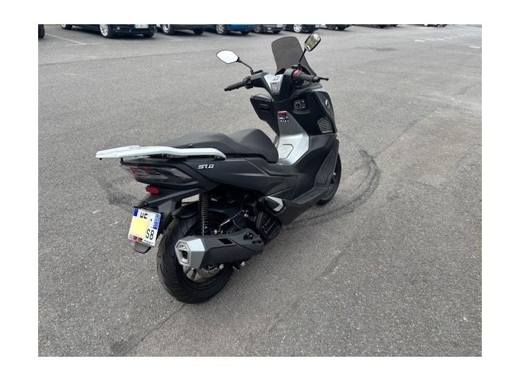 VOGE SR1 125