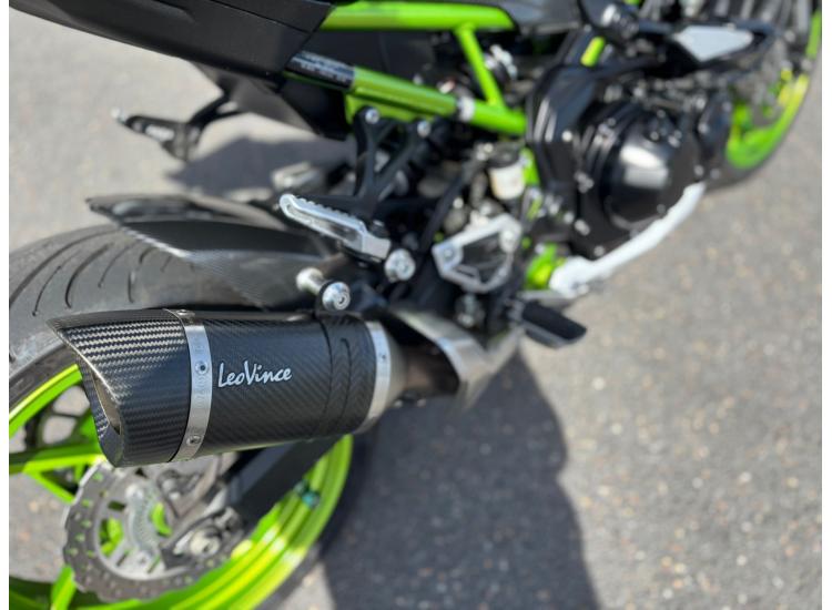 KAWASAKI Z 900