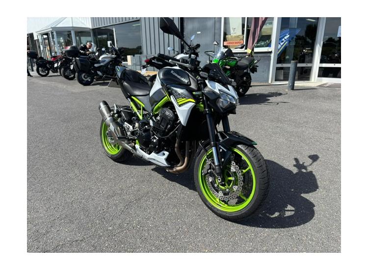 KAWASAKI Z 900