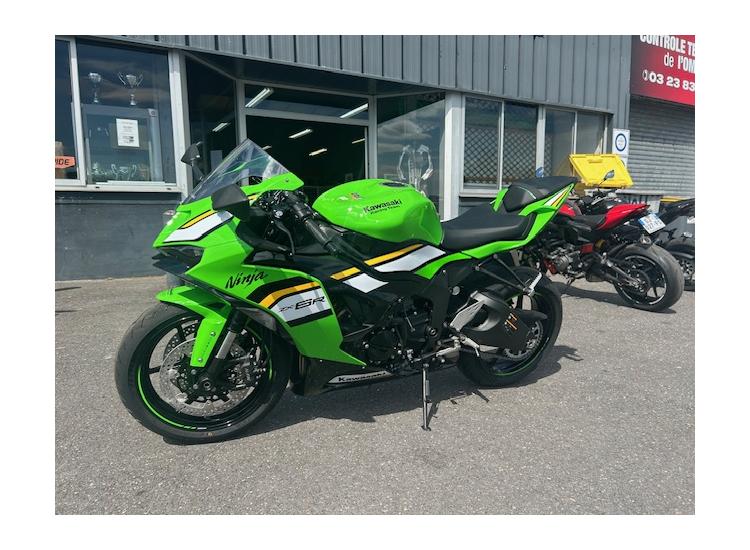 KAWASAKI ZX-6R 636