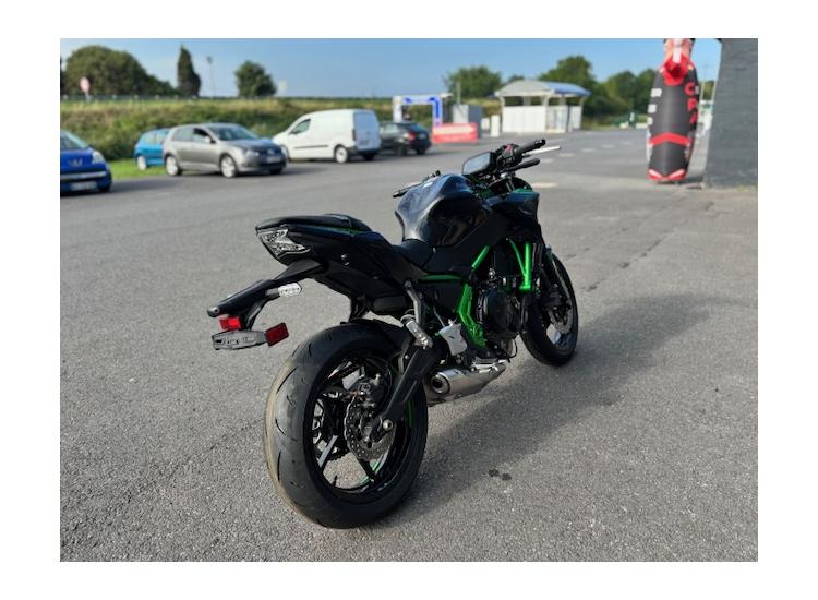 KAWASAKI Z650  
