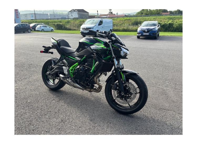KAWASAKI Z650  